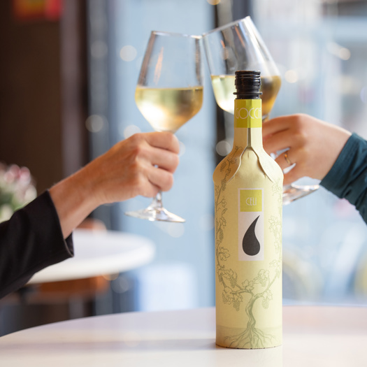 The bottles are made of 94% recycled paperboard
